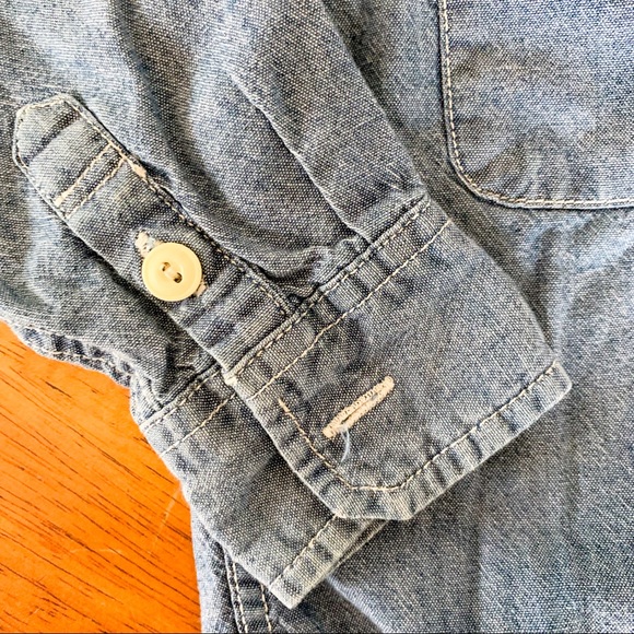 Baby Gap • Chambray Button Down Shirt - Picture 2 of 6